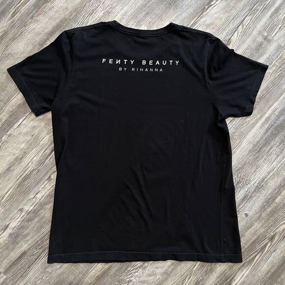 Fenty Beauty by Rihanna Tee L Black - Picture 2 of 5